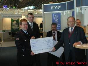 v. l. n. r. Spielmannszugleiter Lars Schmidt, Generalsekretär der BDMV Stefan Liebing, Präsident der BDMV Gerhard Weiser. 